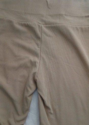 Siyah Elastik Kadın Tayt - Görsel 3