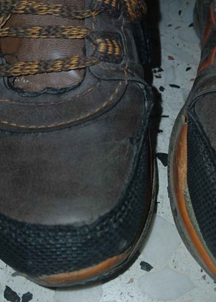 Çocuk bot küçük geliyor - Görsel 4