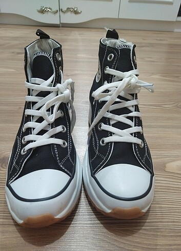 Bayan spor ayakkabı converse