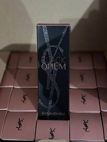 BLACK OPIUM Bayan parfümü