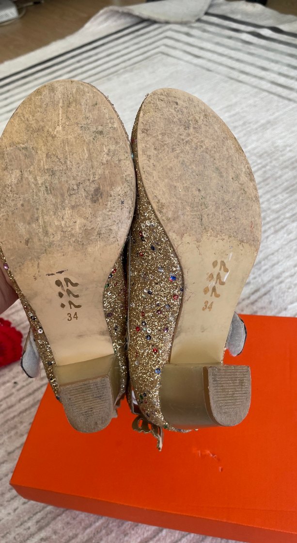 Kız Çocuk Parlak Altın Babet Ayakkabı - Görsel 4