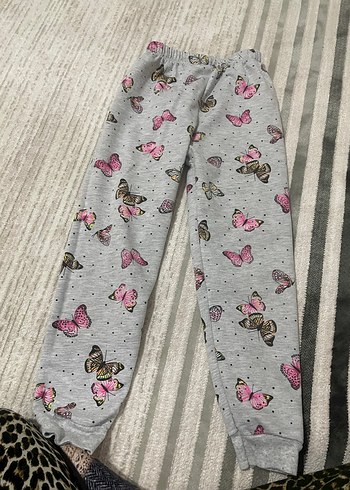 Leopar Desenli Kadife Kız Eşofman Altı - Görsel 2