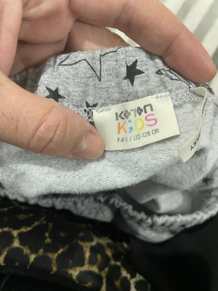 Leopar Desenli Kadife Kız Eşofman Altı - Görsel 4