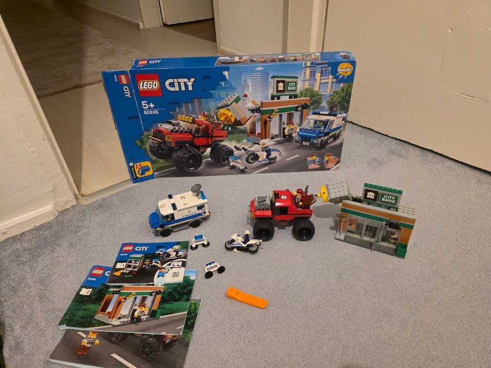 LEGO City 60245 Polis ve Kaçış Seti - Görsel 5