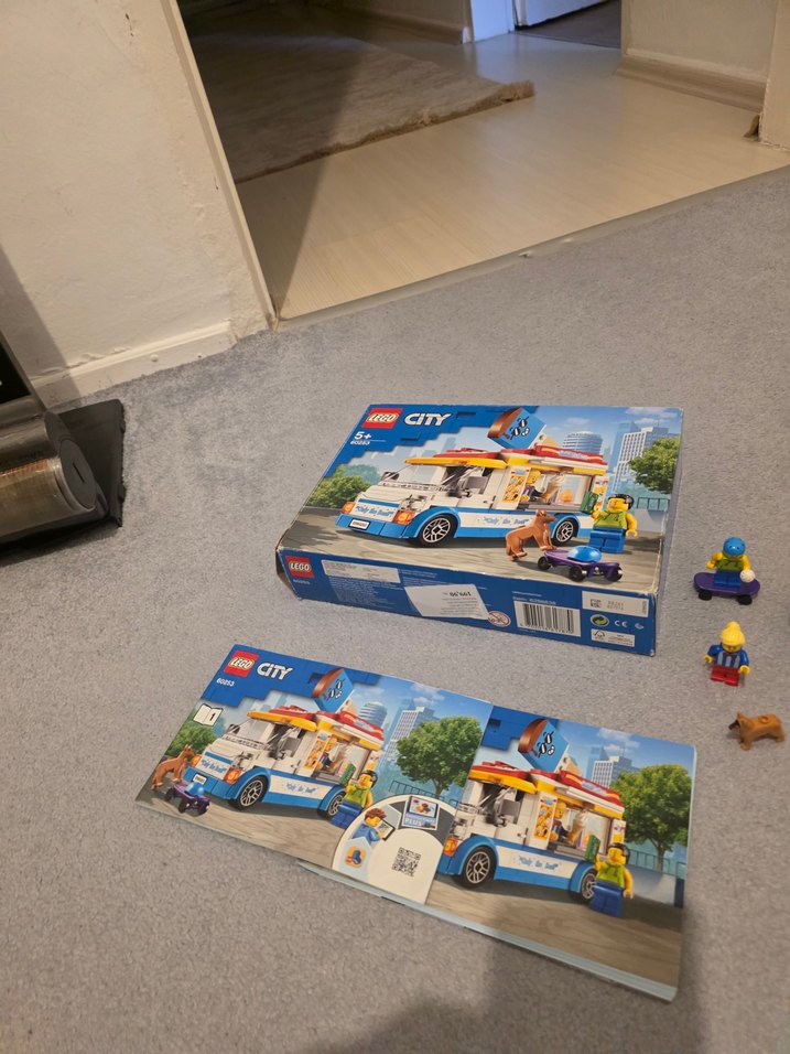Lego City 60150 Dondurma Kamyonu Seti - Görsel 4