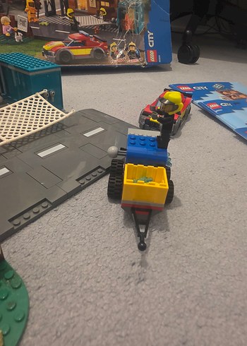 LEGO 60321 City Yangın İstasyonu Seti - Görsel 9