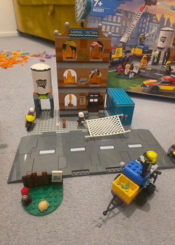 LEGO 60321 City Yangın İstasyonu Seti - Görsel 8