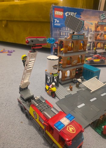 LEGO 60321 City Yangın İstasyonu Seti - Görsel 10