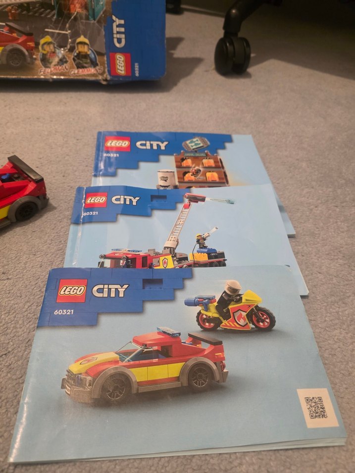 LEGO 60321 City Yangın İstasyonu Seti - Görsel 3