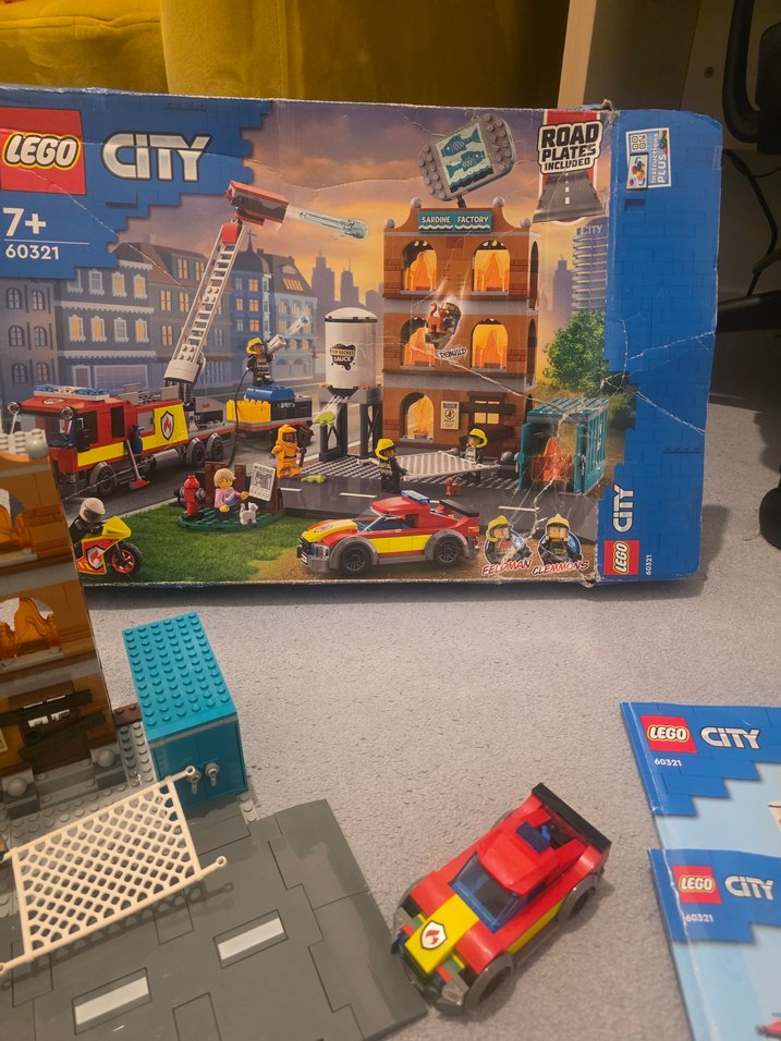 LEGO 60321 City Yangın İstasyonu Seti - Görsel 4