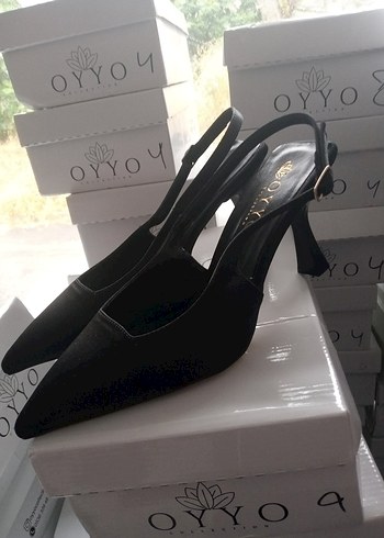 Klasik Siyah Tokalı Stiletto Topuklu Kadın Ayakkabı