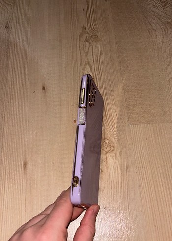 köşelerinde gold detaylı a12telefon kılıfı - Görsel 3