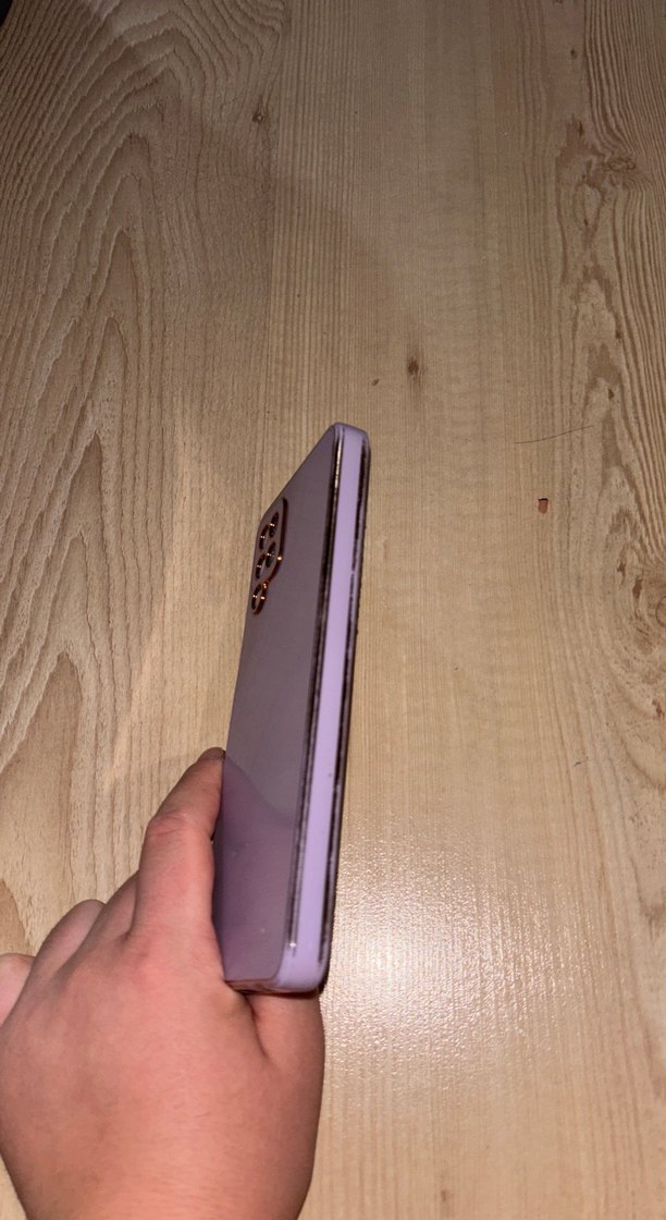 köşelerinde gold detaylı a12telefon kılıfı - Görsel 2