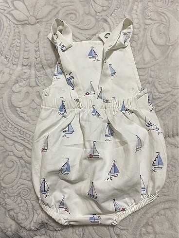 LC Waikiki E bebek ürünü