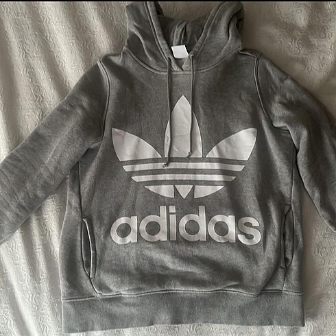 Orijinal Adidas