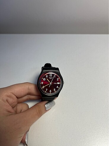  Beden Swatch unisex kol saati