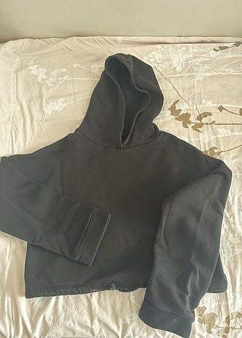 Kadın Siyah Kapüşonlu Crop Sweatshirt