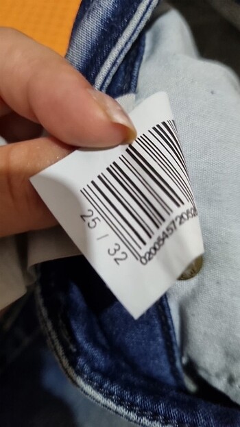 m Beden Mavi markali jean kot