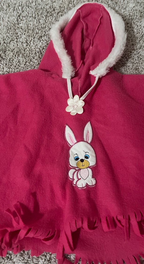 Kapüşonlu Pembe Kürklü Kız Panço - Görsel 2