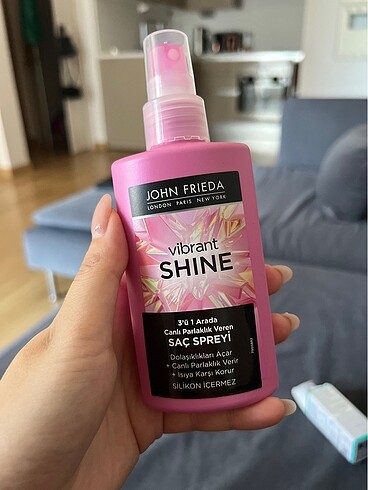 John Frieda Vibrant Shine Saç Spreyi
