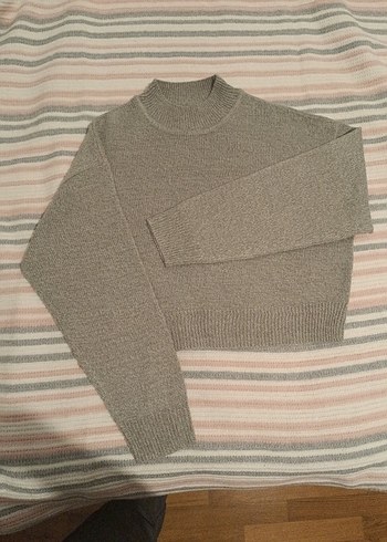 H&M crop kazak