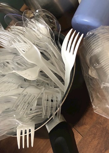 takaslık Beyaz Çaydanlık ve Plastik Çatal Seti - Görsel 6