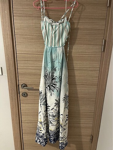 Twist pencere detaylı elbise