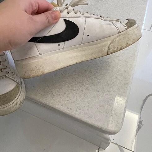 39 Beden beyaz Renk Nike blazer orjinal