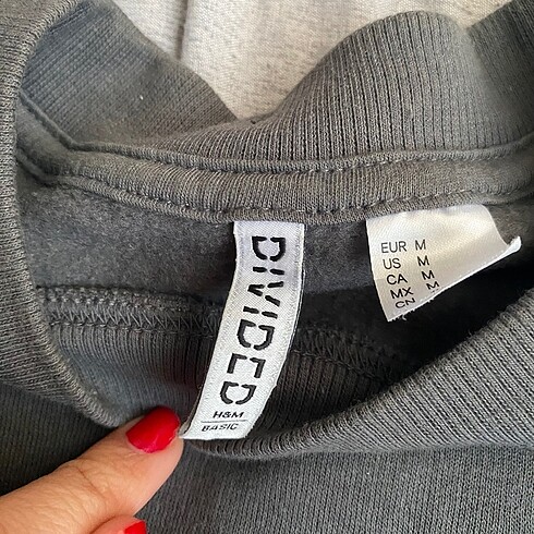 H&M H&M crop sweatshirt