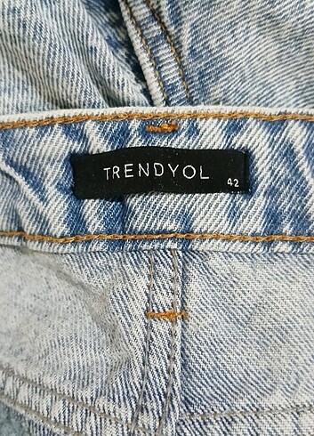 42 Beden Trendyol Bayan Kot Şort