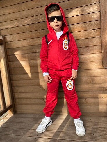 Diğer Galatasaray çocuk eşorfman takımı
