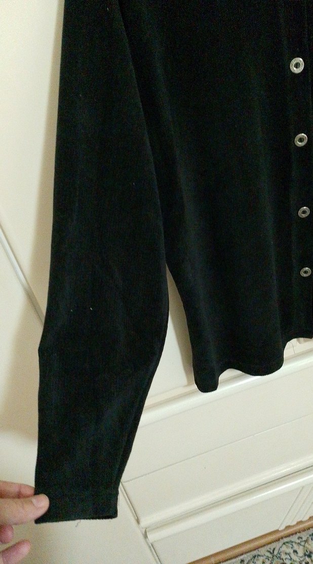 Düğmeli Siyah kadife Uzun Kollu Kadın Gömlek - Görsel 4