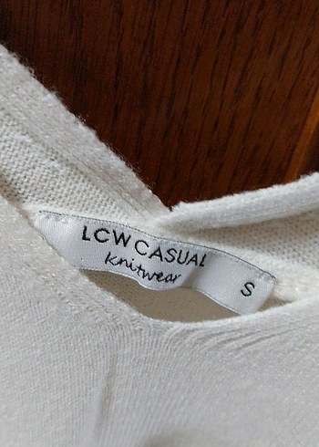 Beyaz V Yaka Kadın Pamuklu Kazak - Görsel 7