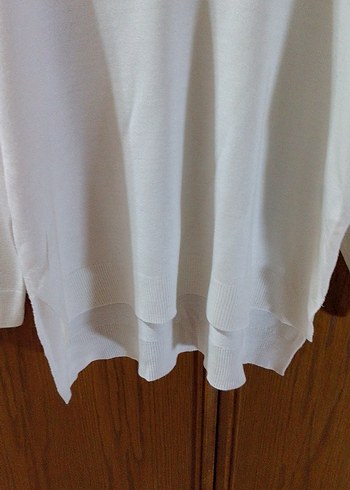 Beyaz V Yaka Kadın Pamuklu Kazak - Görsel 3