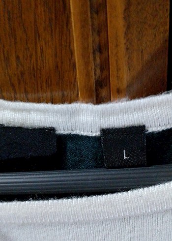 Kadın koyu yeşil _Beyaz Düğmeli Pamuklu Kazak - Görsel 2