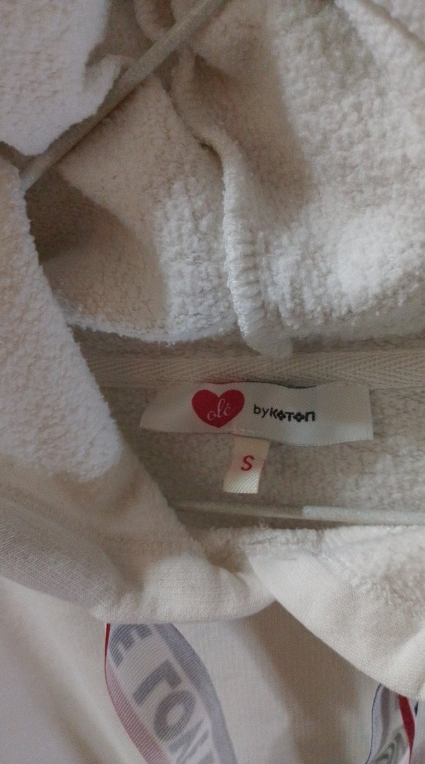 Kadın Beyaz Kapüşonlu  Sweatshirt - Görsel 3