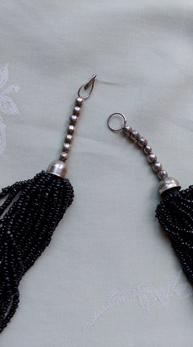 Uzun Siyah Boncuklu Gotik Kolye - Görsel 2