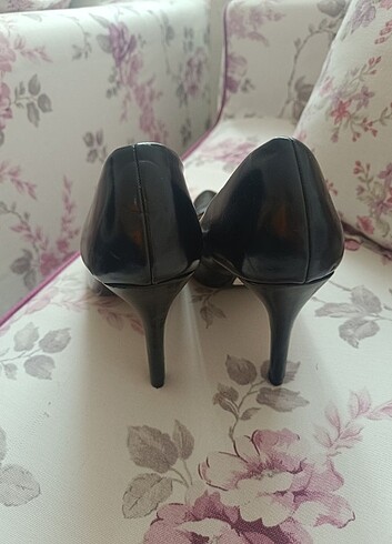 39 Beden Siyah stiletto