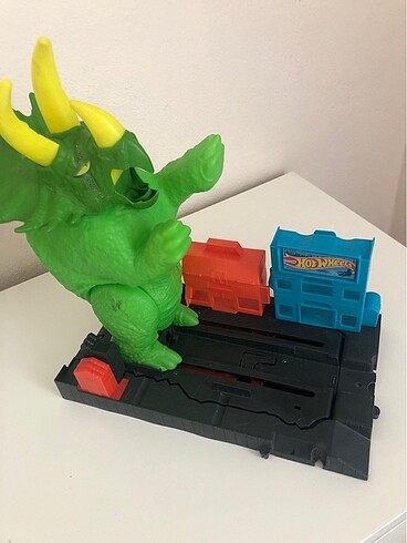 HOTWHEELS OYUN SETİ