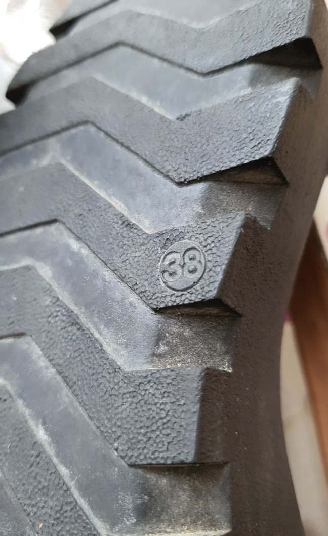 Siyah Rugan Tokalı İnce Topuklu Kadın Ayakkabı - Görsel 3