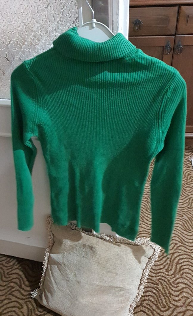 Kadın Yeşil Boğazlı Triko Kazak - Görsel 3