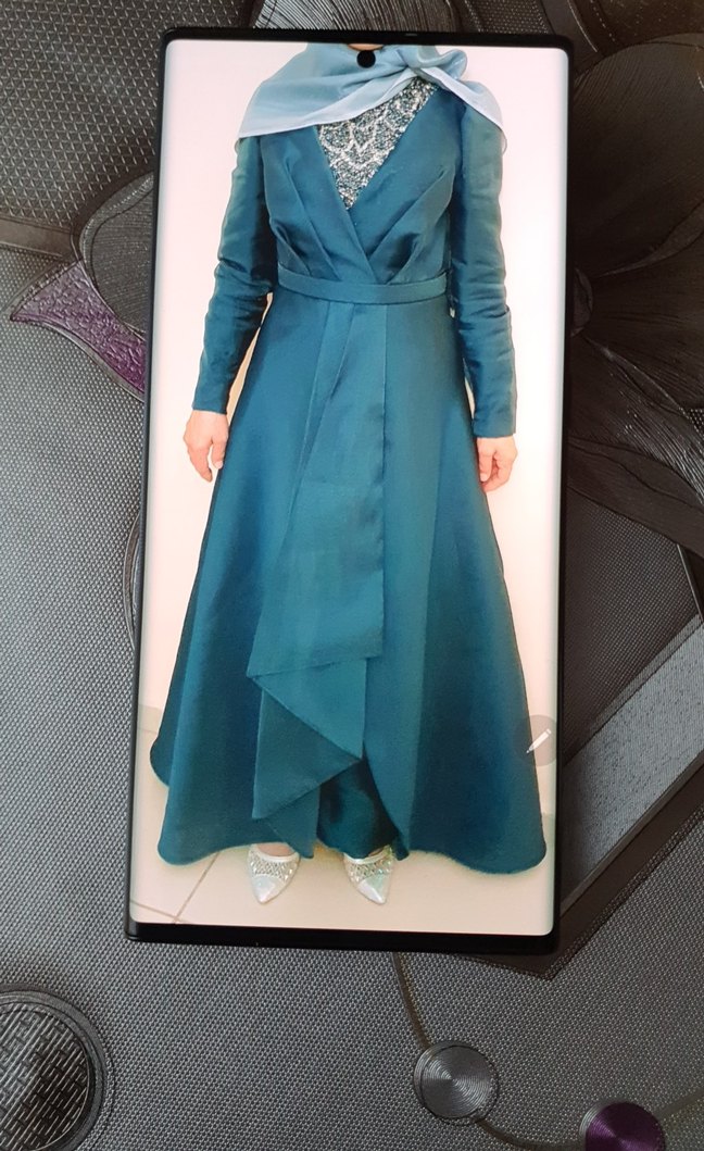 Uzun Mavi Drapeli Tesettür Abiye - Görsel 4