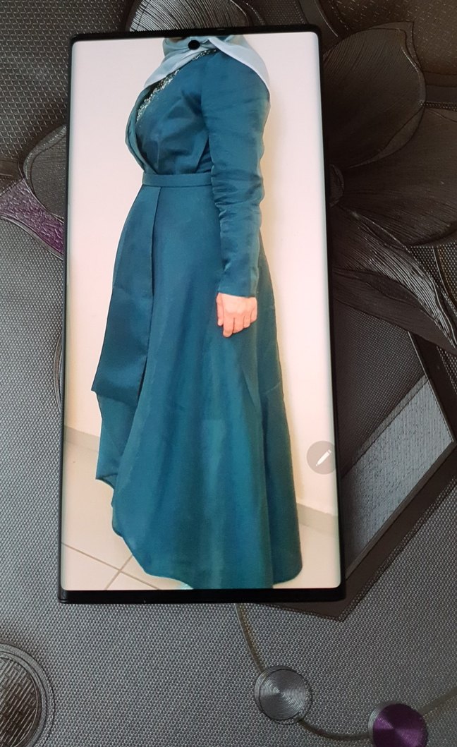 Uzun Mavi Drapeli Tesettür Abiye - Görsel 3