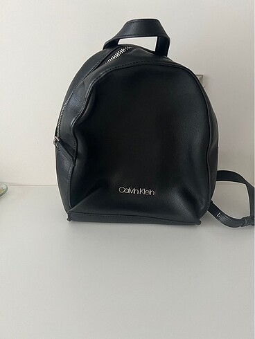 Calvin klein sırt çantası