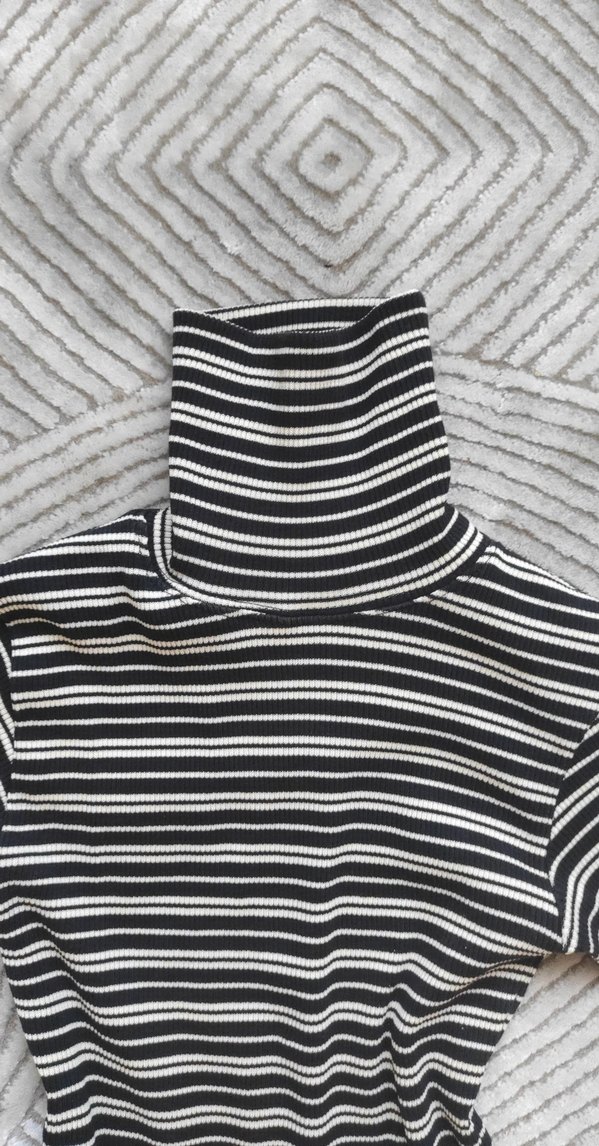 Çizgili Boğazlı Gri Kadın Triko Kazak - Görsel 3