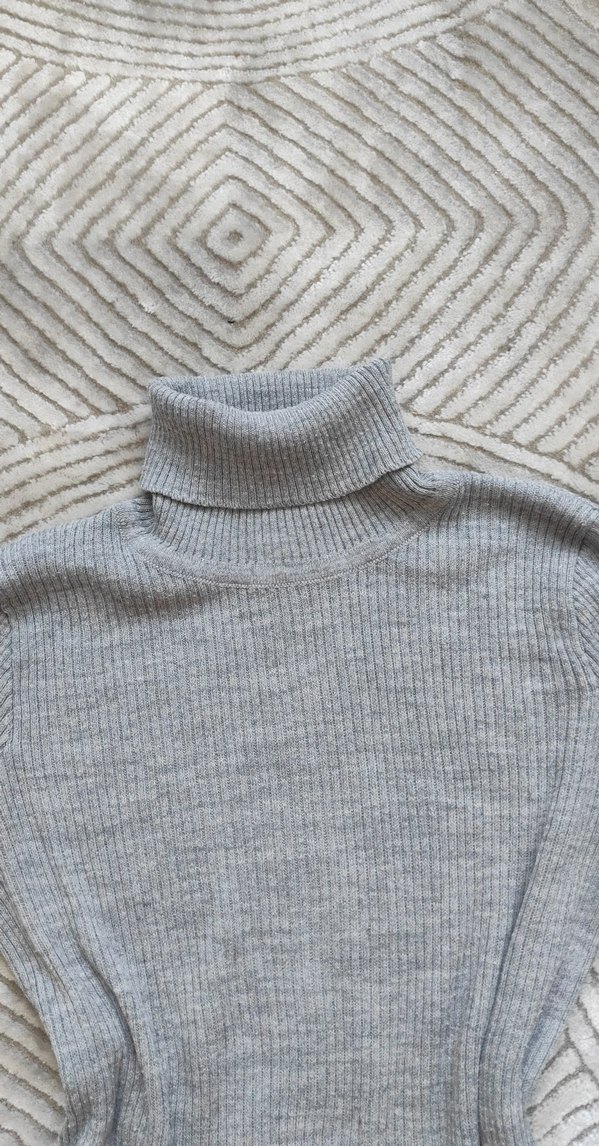 Gri Kadın Boğazlı Triko Kazak - Görsel 2