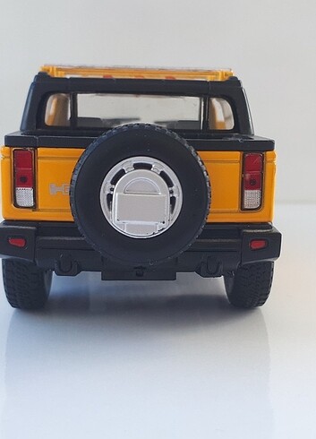  Beden Hummer H2