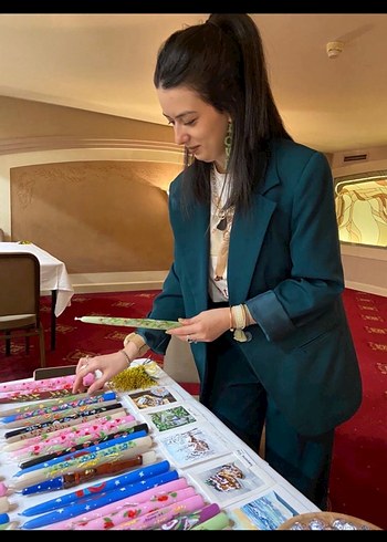 Uzun Kesim Turkuaz Kadın Takım Elbise - Görsel 4