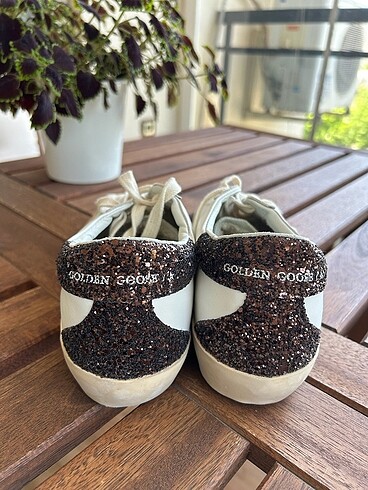 Golden Goose 38