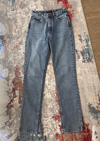Yırtmaçlı Midi Boy Batik Desenli Kadın Kot Pantolon